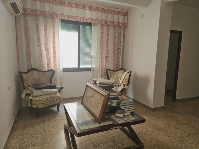 5 soveværelse Lejlighed til salg i Los Ángeles, Alicante by - € 180.000 (Ref: 10074771)