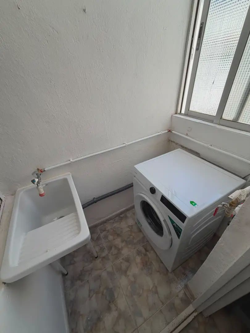 2 sovrum Lägenhet att hyra i Alicante stad - 925 € (Ref: 10074772)