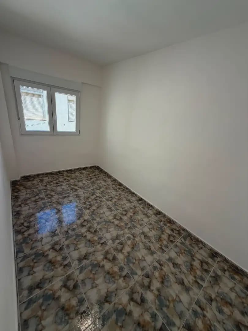 2 sovrum Lägenhet att hyra i Alicante stad - 925 € (Ref: 10074772)