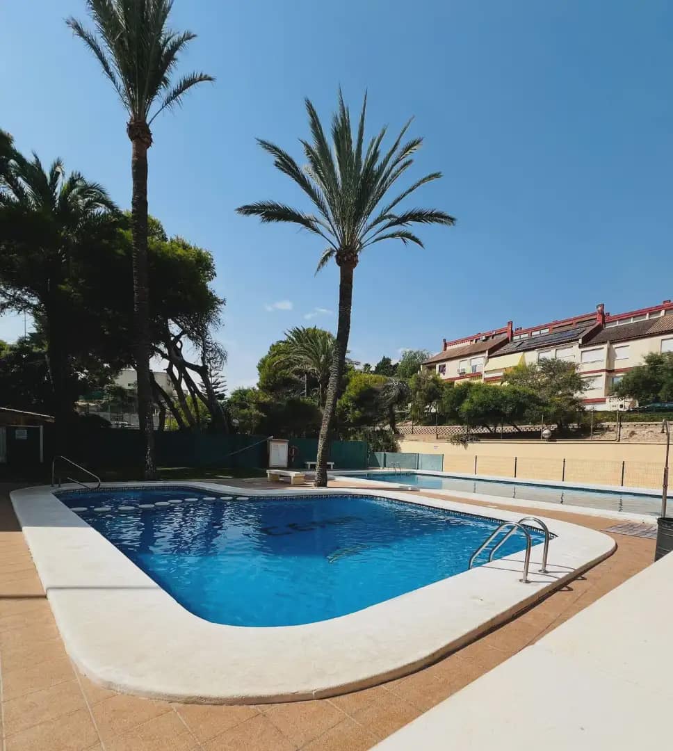 3 soveværelse Lejlighed til leje i El Campello med swimmingpool garage - € 1.400 (Ref: 10097407)