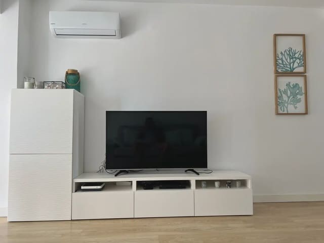 Appartement de 3 chambres à louer à Playa de Muchavista, El Campello avec piscine garage - 1 400 € (Ref: 10097407)