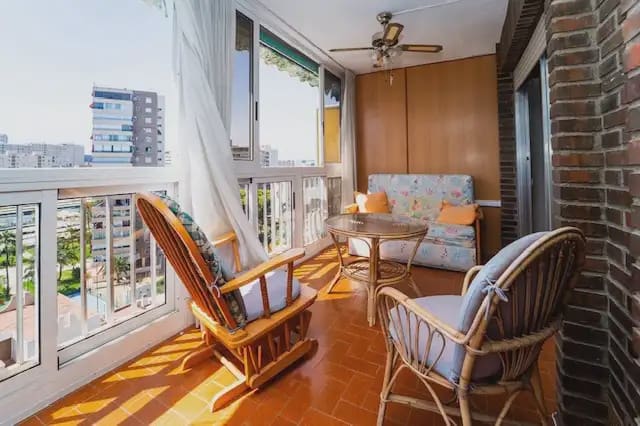 2 bedroom Flat for sale in Alicante / Alacant city with pool garage - € 320,000 (Ref: 10101423)