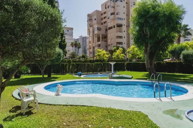 2 bedroom Flat for sale in Alicante / Alacant city with pool garage - € 320,000 (Ref: 10101423)