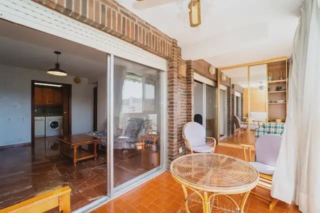 2 bedroom Flat for sale in Alicante / Alacant city with pool garage - € 320,000 (Ref: 10101423)