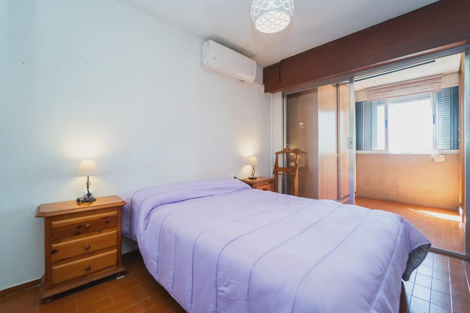 2 bedroom Flat for sale in Alicante / Alacant city with pool garage - € 320,000 (Ref: 10101423)