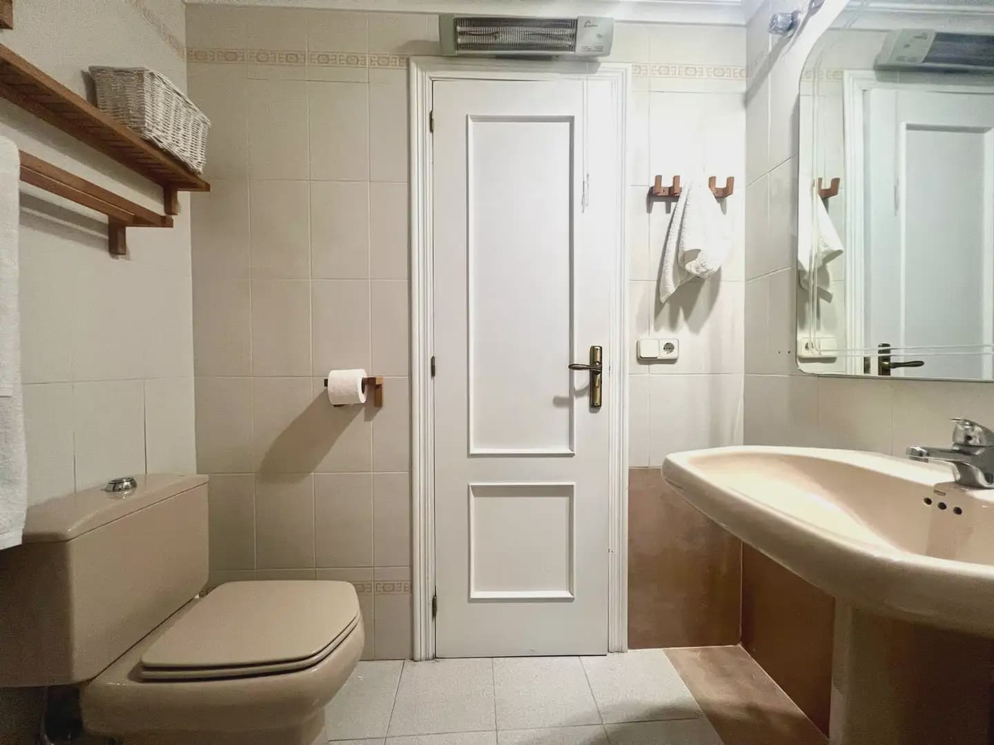 5 soveværelse Lejlighed til leje i Alicante by - € 1.400 (Ref: 10106608)