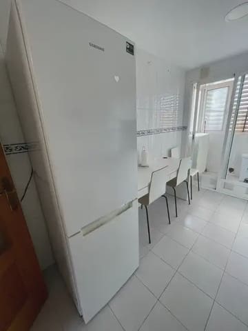 4 soverom Leilighet til leie i Garbinet - Parque de las Avenidas, Alicante by med svømmebasseng garasje - € 1 350 (Ref: 10127387)