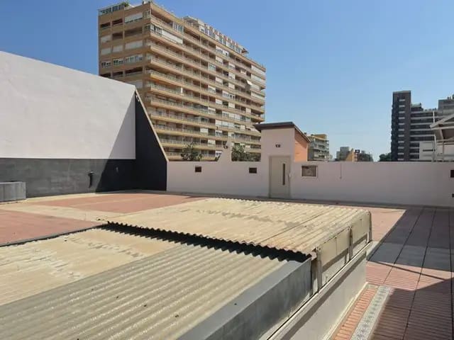Kommersiell til salgs i Playa de San Juan, Alicante by - € 371 000 (Ref: 10135249)