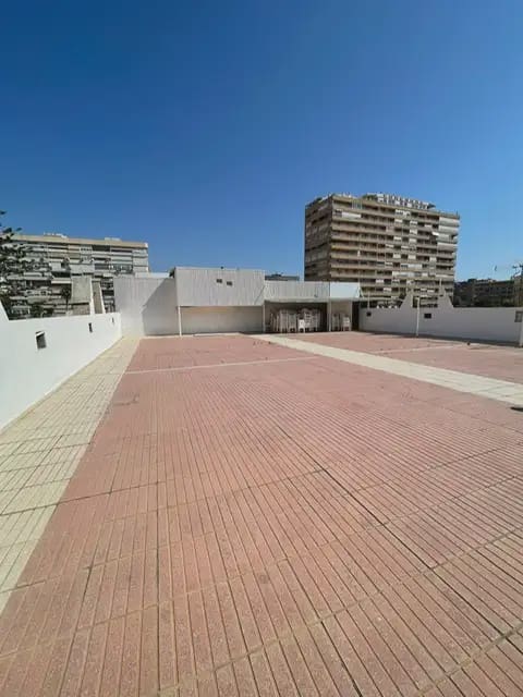 Kommersiell til salgs i Alicante by - € 371 000 (Ref: 10135249)