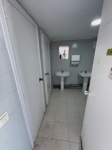 Kommersiell til salgs i Playa de San Juan, Alicante by - € 371 000 (Ref: 10135249)