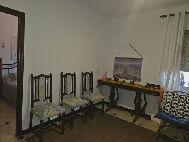 3 soveværelse Lejlighed til salg i Virgen del Remedio - Parque lo Morant, Alicante by - € 128.000 (Ref: 10141384)
