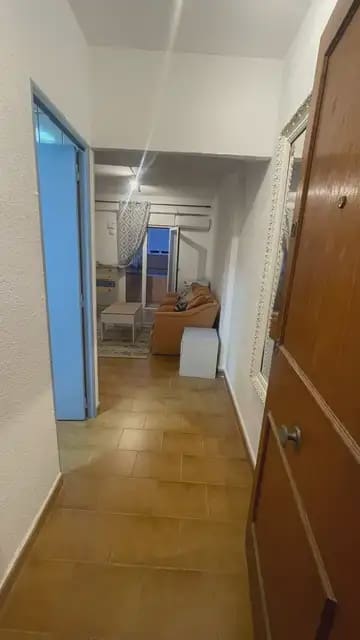 2 bedroom Flat for rent in Alicante / Alacant city - € 925 (Ref: 10141386)