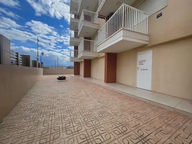 Commercial for rent in El Campello - € 1,200 (Ref: 10158842)
