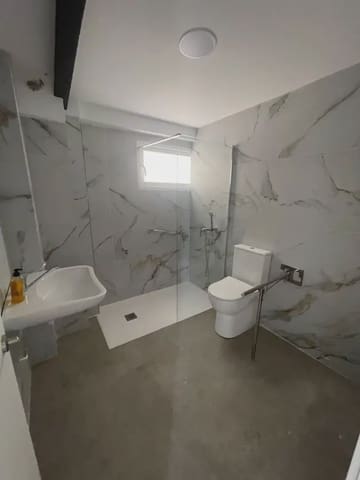 Commercial for rent in Playa de Muchavista, El Campello - € 1,200 (Ref: 10158842)