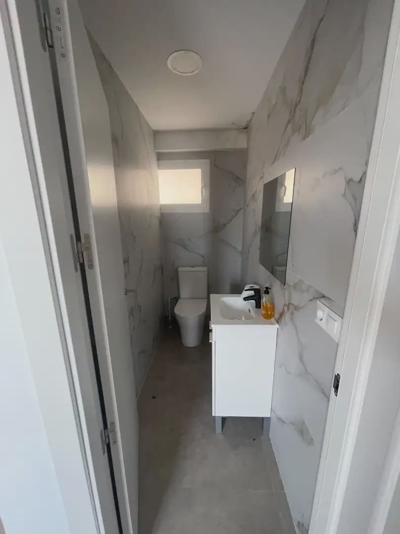Commercial for rent in El Campello - € 1,200 (Ref: 10158842)
