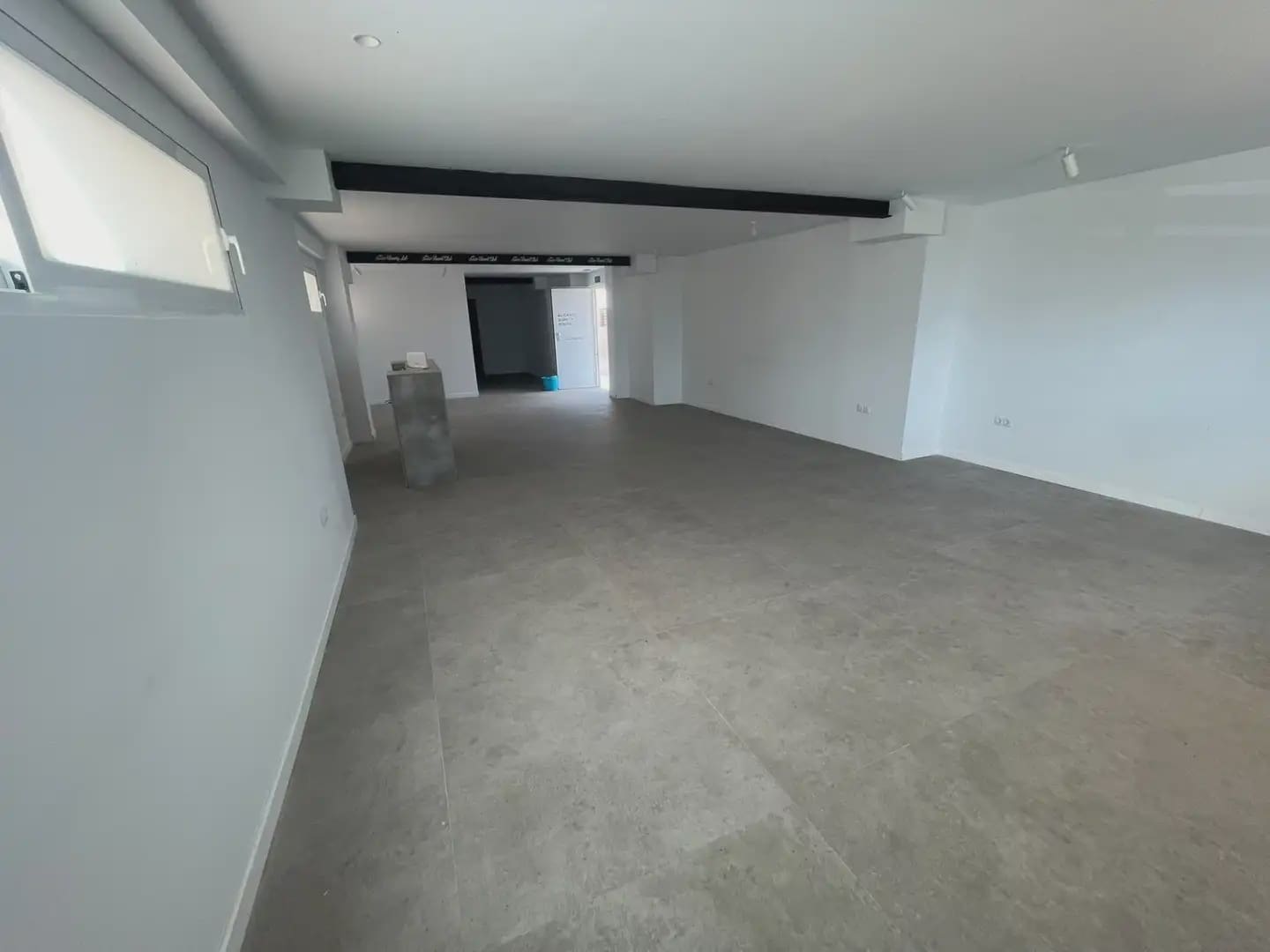 Commercial for rent in El Campello - € 1,200 (Ref: 10158842)