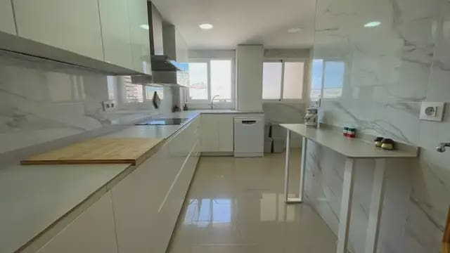 3 soveværelse Penthouse til salg i El Campello med swimmingpool garage - € 799.000 (Ref: 10163919)