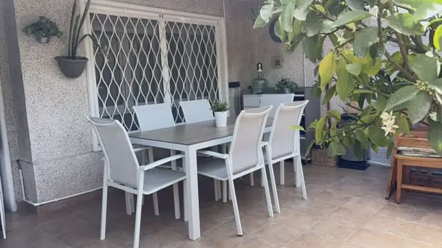 3 soverom Kjedet enebolig til salgs i Divina Pastora, Alicante by med svømmebasseng garasje - € 399 000 (Ref: 10170312)