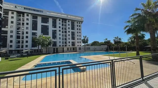 3 soveværelse Lejlighed til salg i Alicante by med swimmingpool garage - € 725.000 (Ref: 10182274)