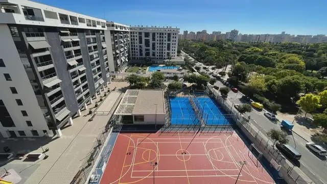 3 soveværelse Lejlighed til salg i PAU, Alicante by med swimmingpool garage - € 725.000 (Ref: 10182274)