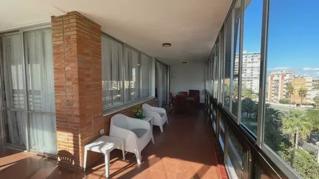 3 camera da letto Appartamento da affittare in Alicante citta con piscina garage - 1.400 € (Rif: 10184082)