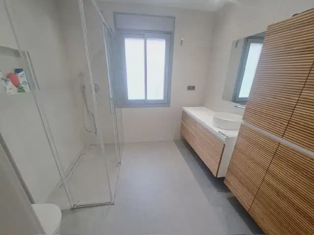 3 camera da letto Appartamento da affittare in Alicante citta con piscina garage - 1.600 € (Rif: 10184083)