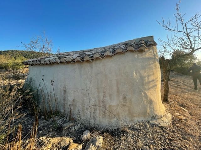 Finca/Country House for sale in Biar - € 23,000 (Ref: 6129223)