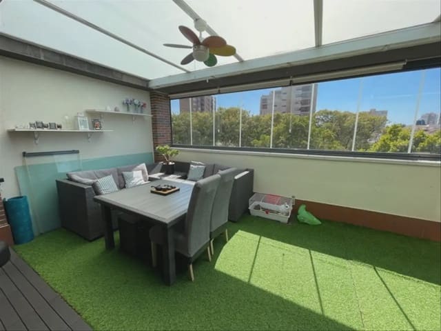 3 makuuhuone Huoneisto myytävänä paikassa Cabo de las Huertas, Alicante kaupunki mukana uima-altaan 
autotalli - 590 000 € (Ref: 6129245)