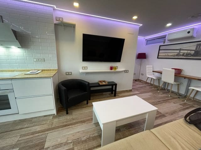 1 sovrum Lägenhet att hyra i Albufereta, Alicante stad med pool - 1 150 € (Ref: 7292102)