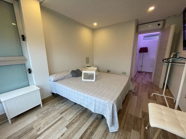1 sovrum Lägenhet att hyra i Alicante stad med pool - 1 150 € (Ref: 7292102)