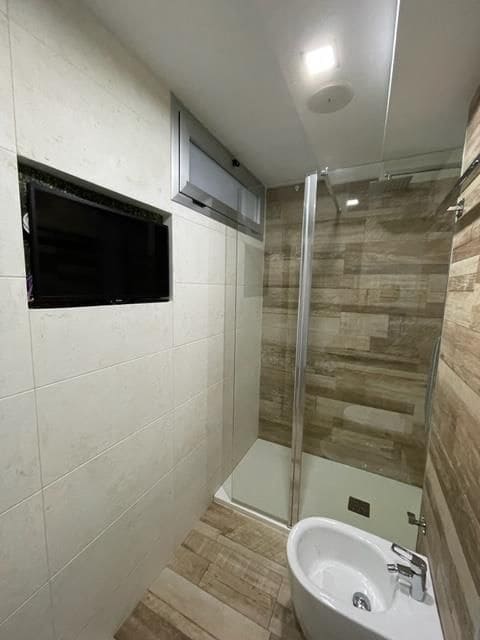 1 sovrum Lägenhet att hyra i Alicante stad med pool - 1 150 € (Ref: 7292102)