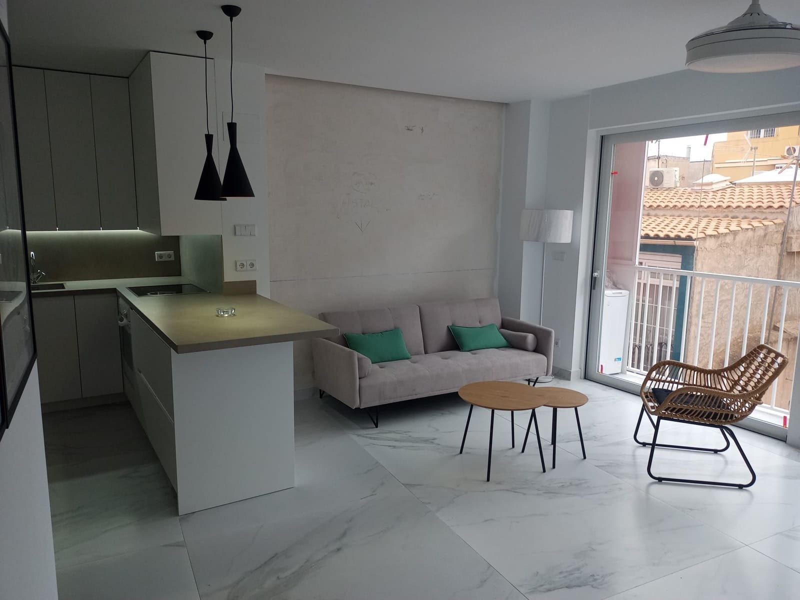 3 bedroom Flat for rent in Alicante / Alacant city - € 1,600 (Ref: 7303014)
