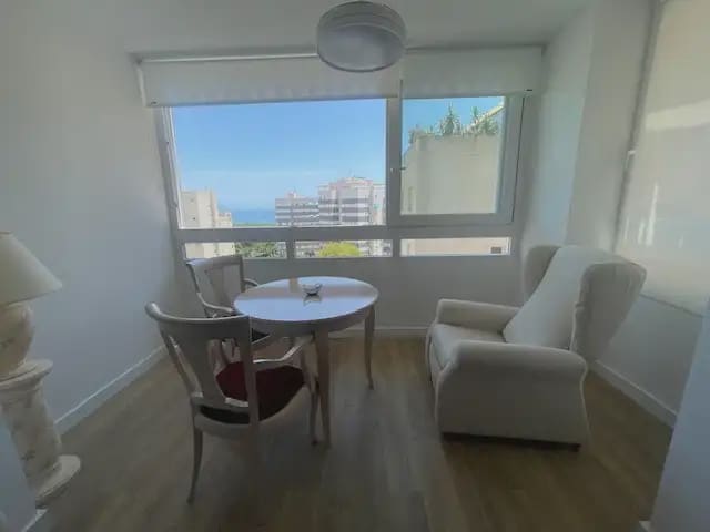 2 quarto Apartamento de Praia para arrendar em El Campello com piscina garagem - 1 000 € (Ref: 7311901)