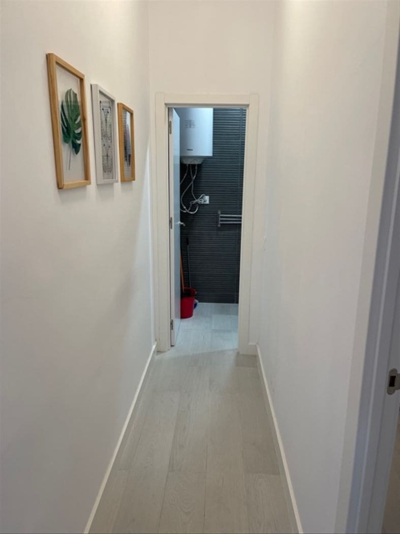 1 bedroom Flat for rent in Alicante / Alacant city - € 950 (Ref: 7413381)