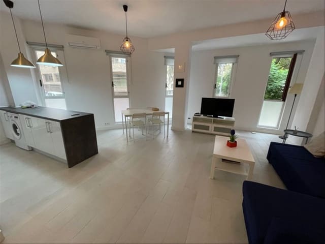 1 makuuhuone Asunto vuokrattavana paikassa Ensanche - Diputacion, Alicante kaupunki - 950 € (Ref: 7413381)
