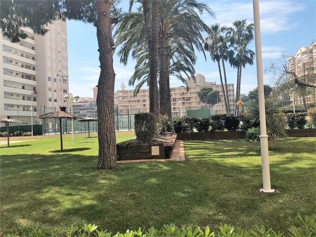 2 camera da letto Appartamento da affittare in Alicante citta con piscina garage - 950 € (Rif: 7413382)