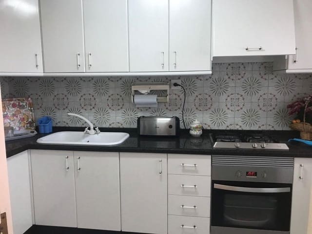 Piso de 2 habitaciones en Playa de San Juan, Alicante / Alacant ciudad en alquiler con piscina garaje - 950 € (Ref: 7413382)