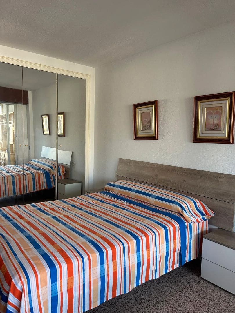 2 camera da letto Appartamento da affittare in Alicante citta con piscina garage - 950 € (Rif: 7413382)
