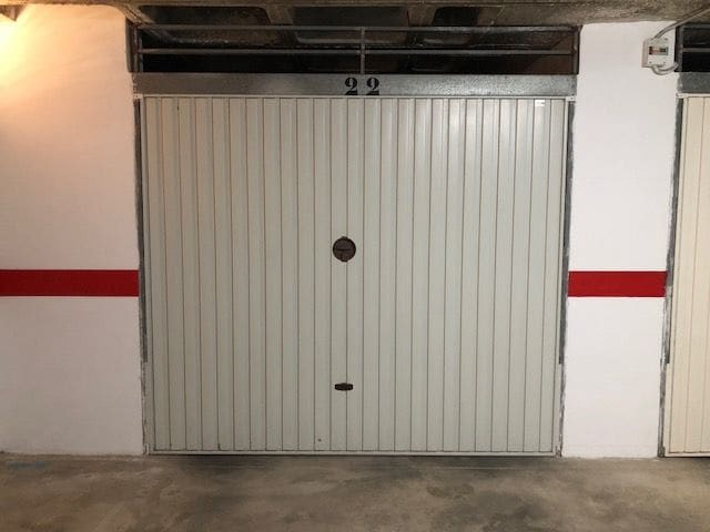 2 bedroom Beach Apartment for rent in El Campello with pool garage - € 1,900 (Ref: 7413385)