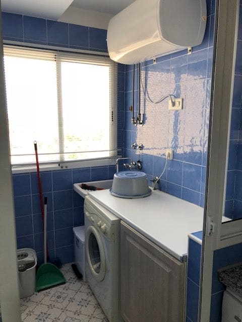 2 bedroom Beach Apartment for rent in El Campello with pool garage - € 1,900 (Ref: 7413385)