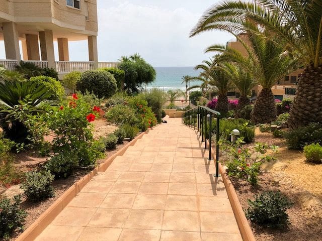 2 bedroom Beach Apartment for rent in El Campello with pool garage - € 1,900 (Ref: 7413385)