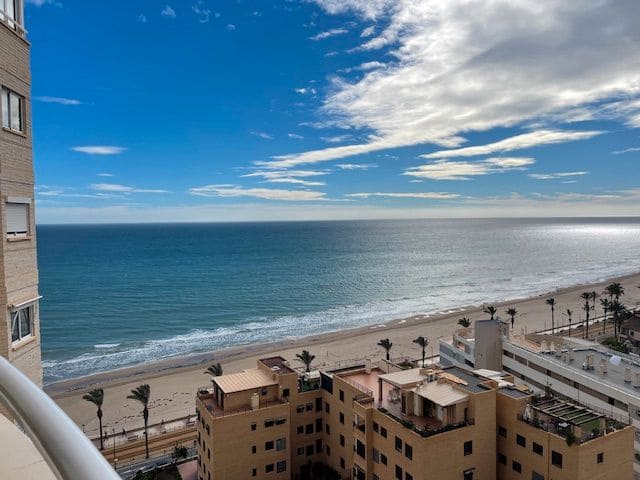 2 Zimmer Strandapartment zu vermieten in El Campello mit Pool Garage - 1.800 € (Ref: 7413385)