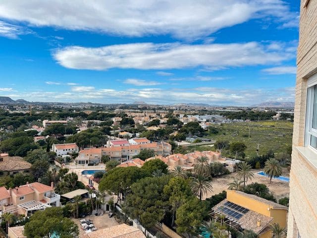 2 Zimmer Strandapartment zu vermieten in El Campello mit Pool Garage - 1.800 € (Ref: 7413385)