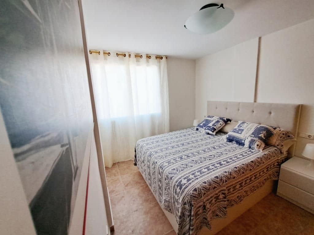 Piso de 2 habitaciones en Alicante / Alacant ciudad en alquiler con piscina garaje - 1.300 € (Ref: 7494347)