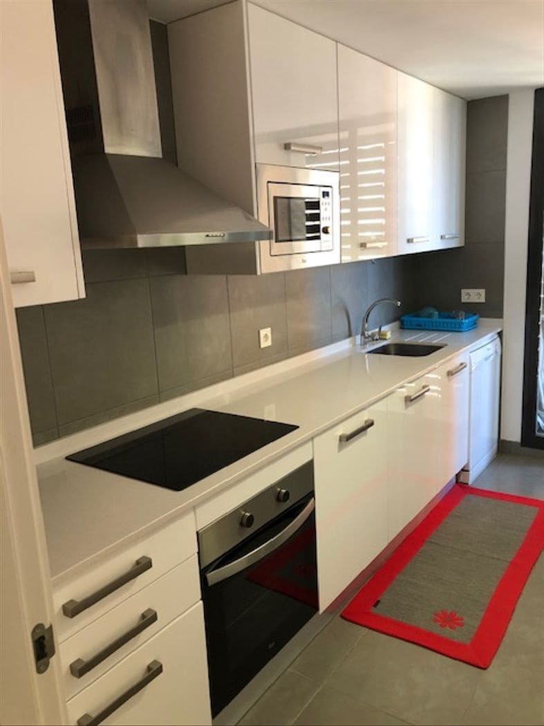 2 Zimmer Strandapartment zu vermieten in El Campello mit Pool Garage - 1.300 € (Ref: 7503326)