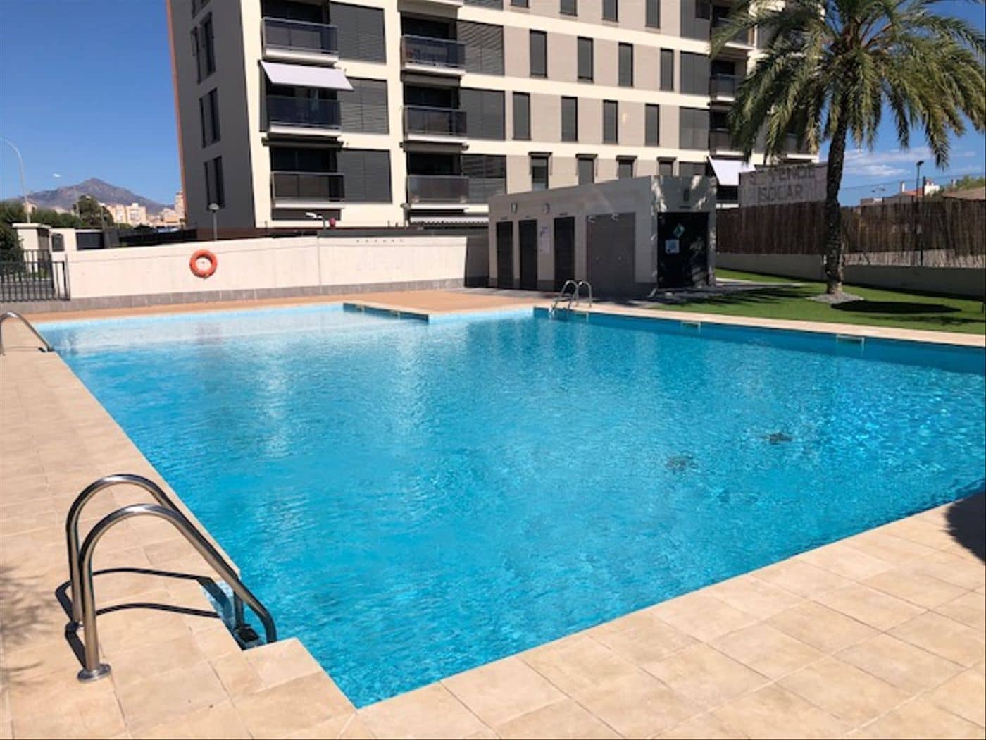 2 Zimmer Strandapartment zu vermieten in El Campello mit Pool Garage - 1.300 € (Ref: 7503326)