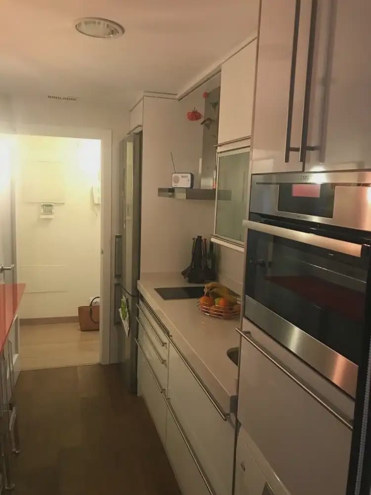 Piso de 2 habitaciones en Alicante / Alacant ciudad en alquiler con piscina garaje - 1.175 € (Ref: 7503332)