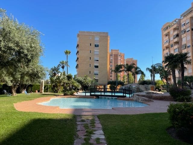 Piso de 3 habitaciones en Alicante / Alacant ciudad en alquiler con piscina garaje - 1.350 € (Ref: 7503333)