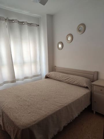 Piso de 3 habitaciones en Playa de San Juan, Alicante / Alacant ciudad en alquiler con piscina garaje - 1.350 € (Ref: 7503333)