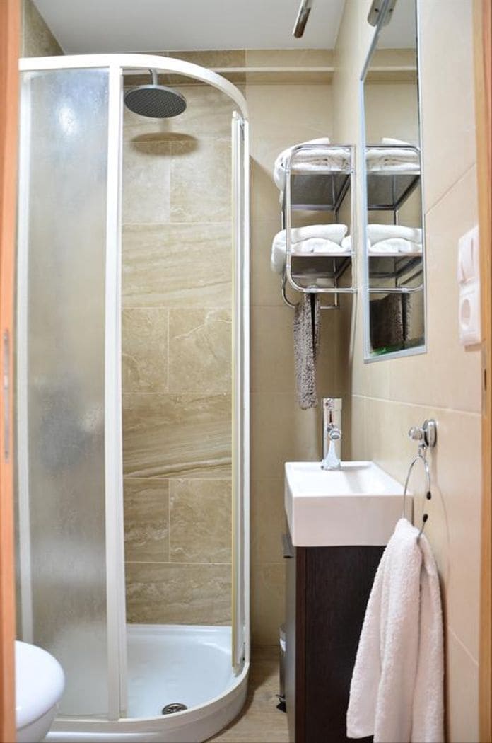 2 soveværelse Lejlighed til leje i Alicante by med swimmingpool garage - € 1.050 (Ref: 7521552)